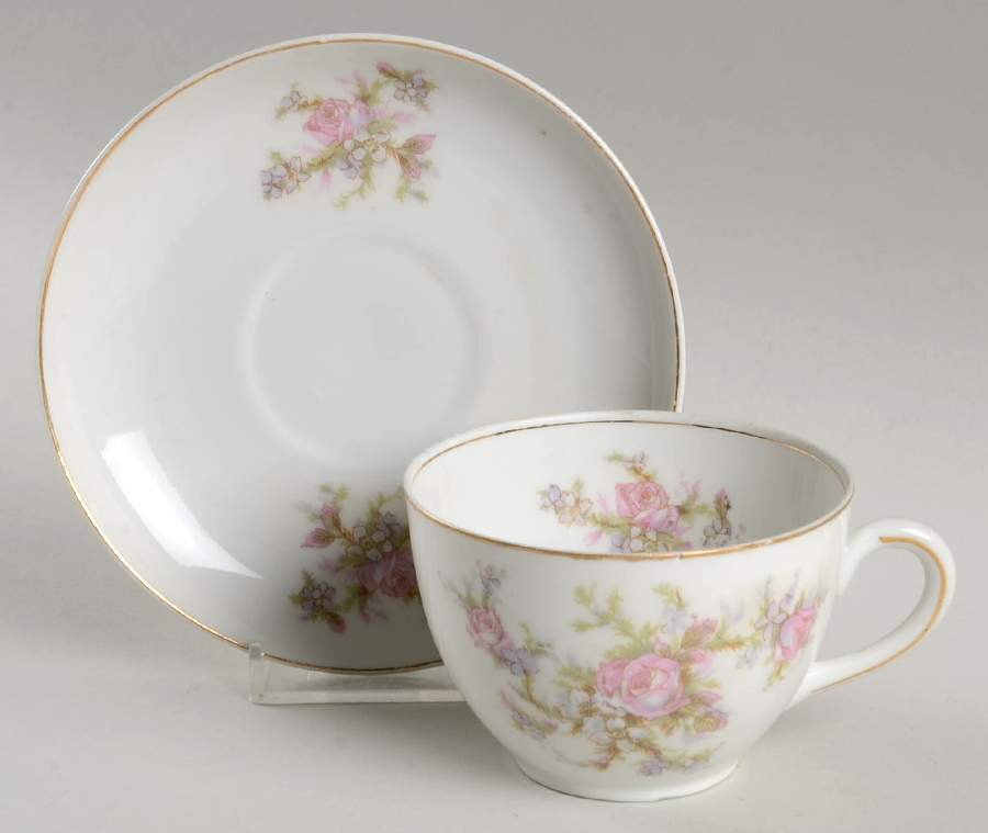THU106 Footed Cup & Saucer Set by Thun-1
