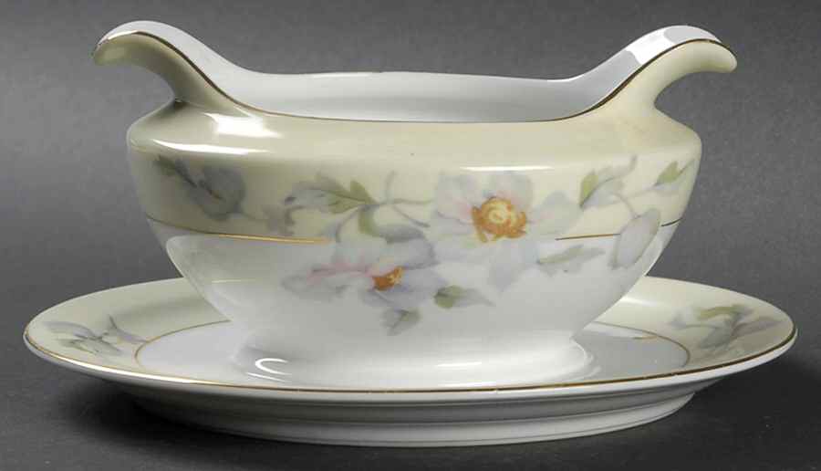17714 Gravy Boat with Attached Underplate by Thun-1