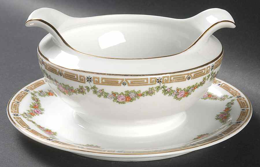 THU29 Gravy Boat with Attached Underplate by Thun-1