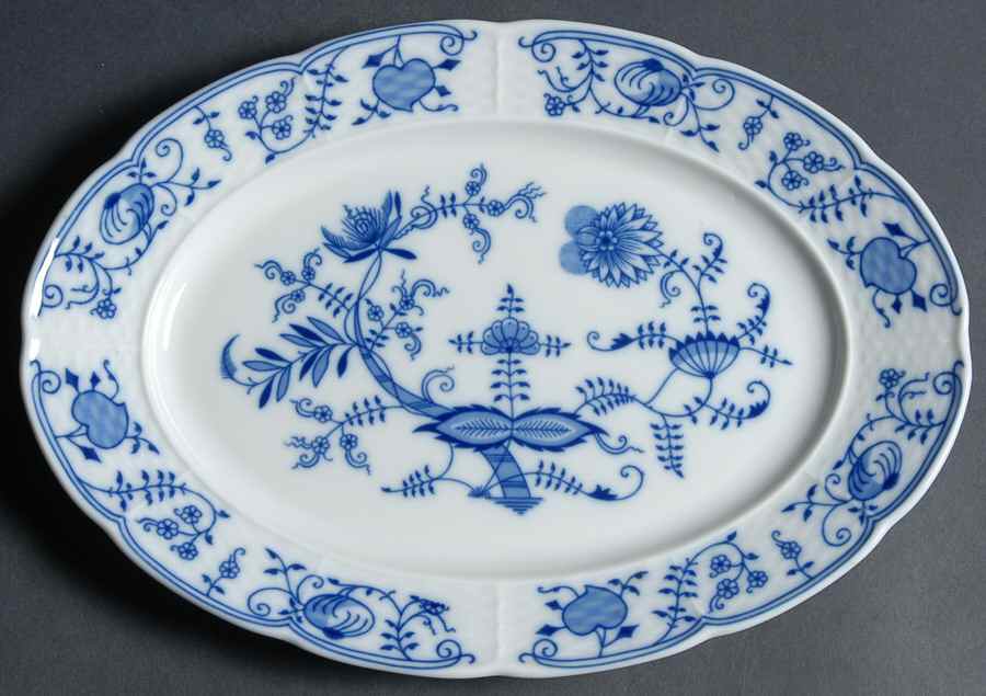 THU33 11" Oval Serving Platter by Thun-1