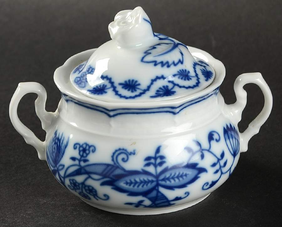 THU33 Mini Sugar Bowl & Lid by Thun-1