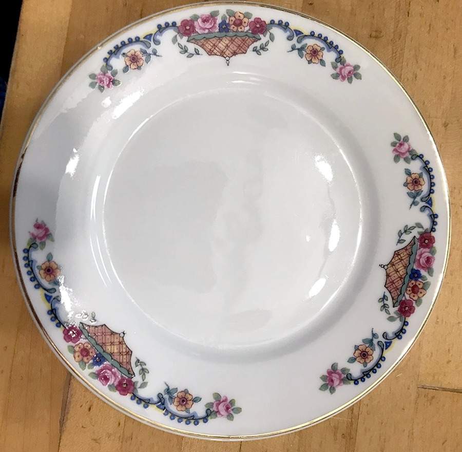 THU44 Salad Plate by Thun-1