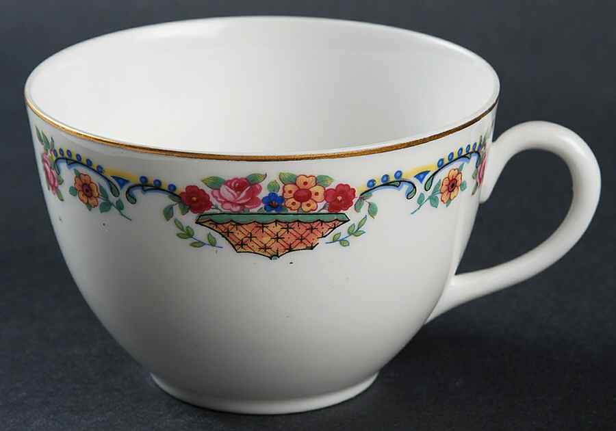 THU44 Flat Cup by Thun-1