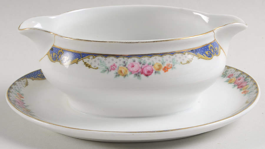 THU55 Gravy Boat with Attached Underplate by Thun-1