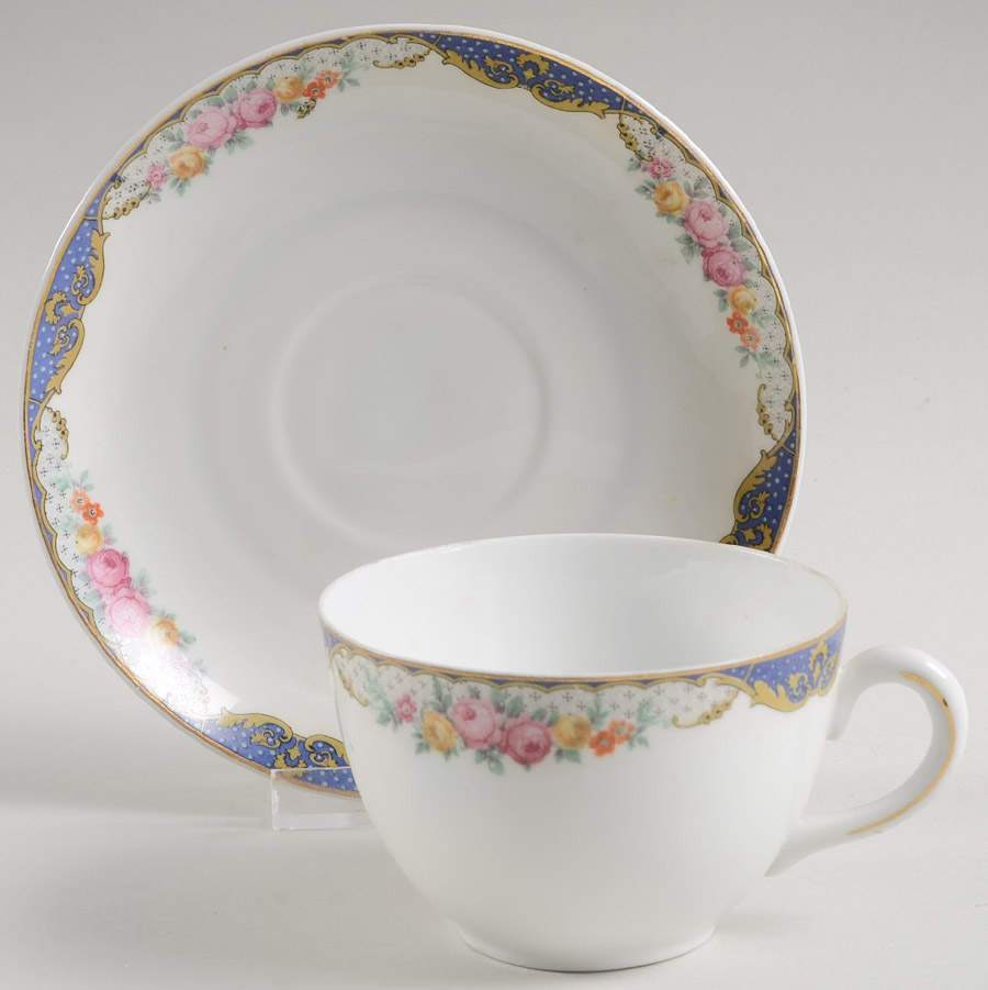THU55 Flat Cup & Saucer Set by Thun-1