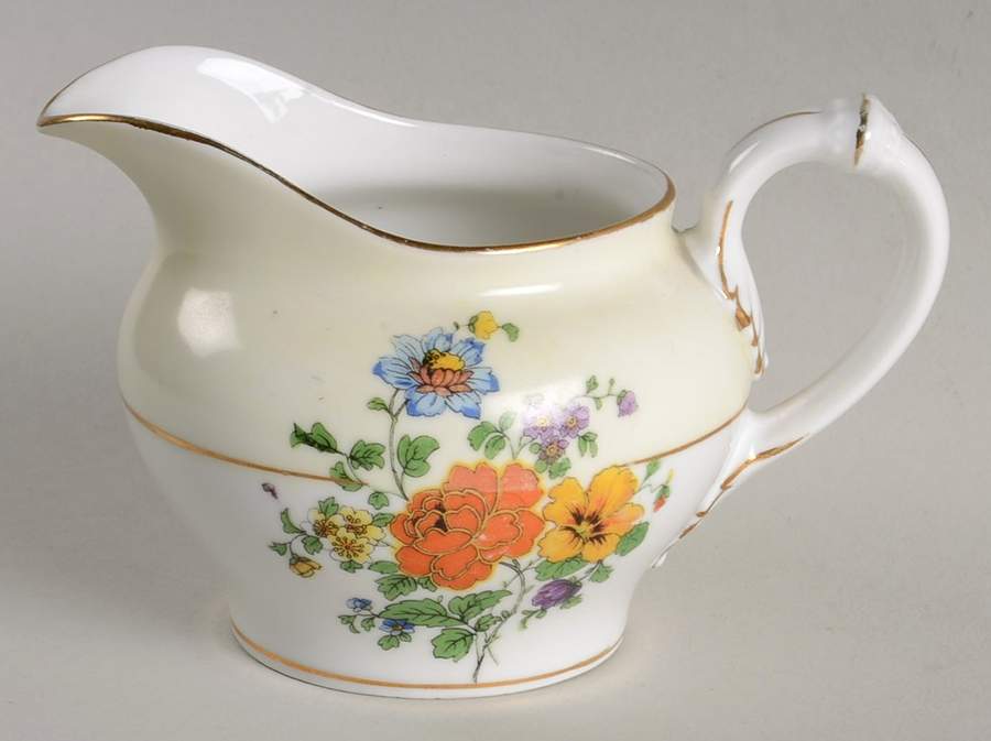 THU71 Creamer by Thun-1