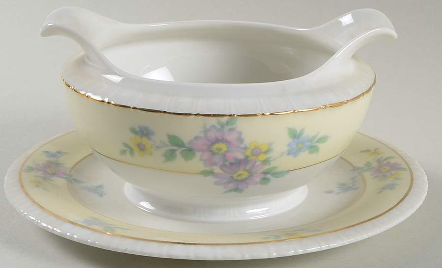 THU80 Gravy Boat with Attached Underplate by Thun-1
