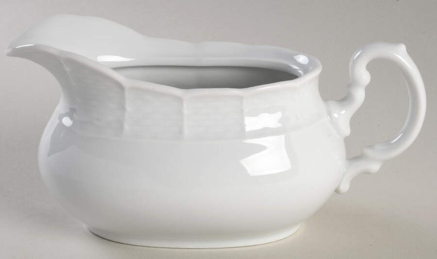 THU93 Gravy Boat by Thun-1
