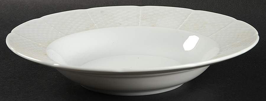 THU93 Large Rim Soup Bowl by Thun-1
