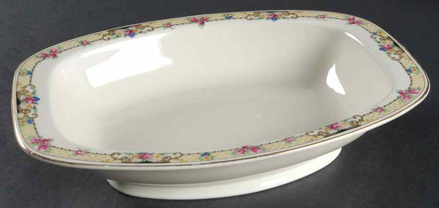 Trellis (Smooth) 10" Oval Vegetable Bowl by Thun-1