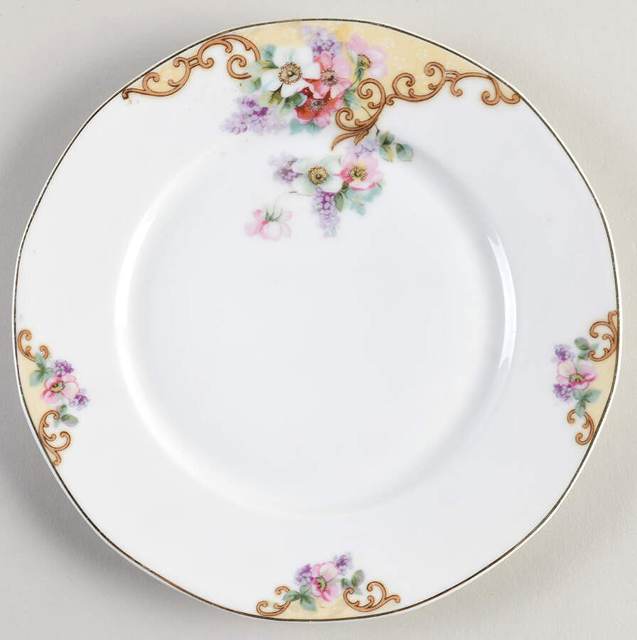 Windemere (Multi Sided) Luncheon Plate by Thun-1