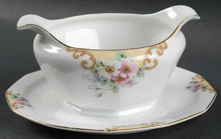 Windemere (Multi Sided) Gravy Boat with Attached Underplate by Thun-1