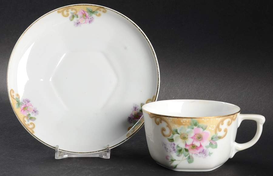 Windemere (Multi Sided) Flat Cup & Saucer Set by Thun-1