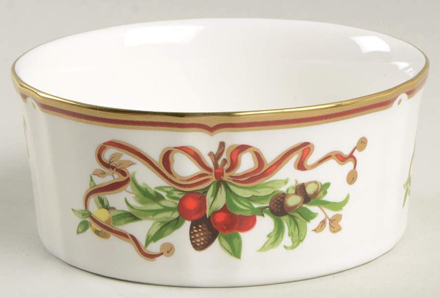 Tiffany Holiday (White Background, Japan) Open Candy Dish by Tiffany-1