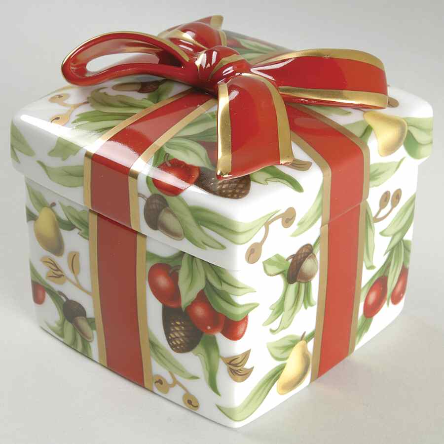 Tiffany Holiday (White Background, Japan) Square Box & Lid by Tiffany-1
