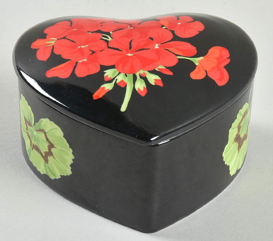 Mrs Delany's Flowers Heart Shape Box & Lid by Tiffany-1