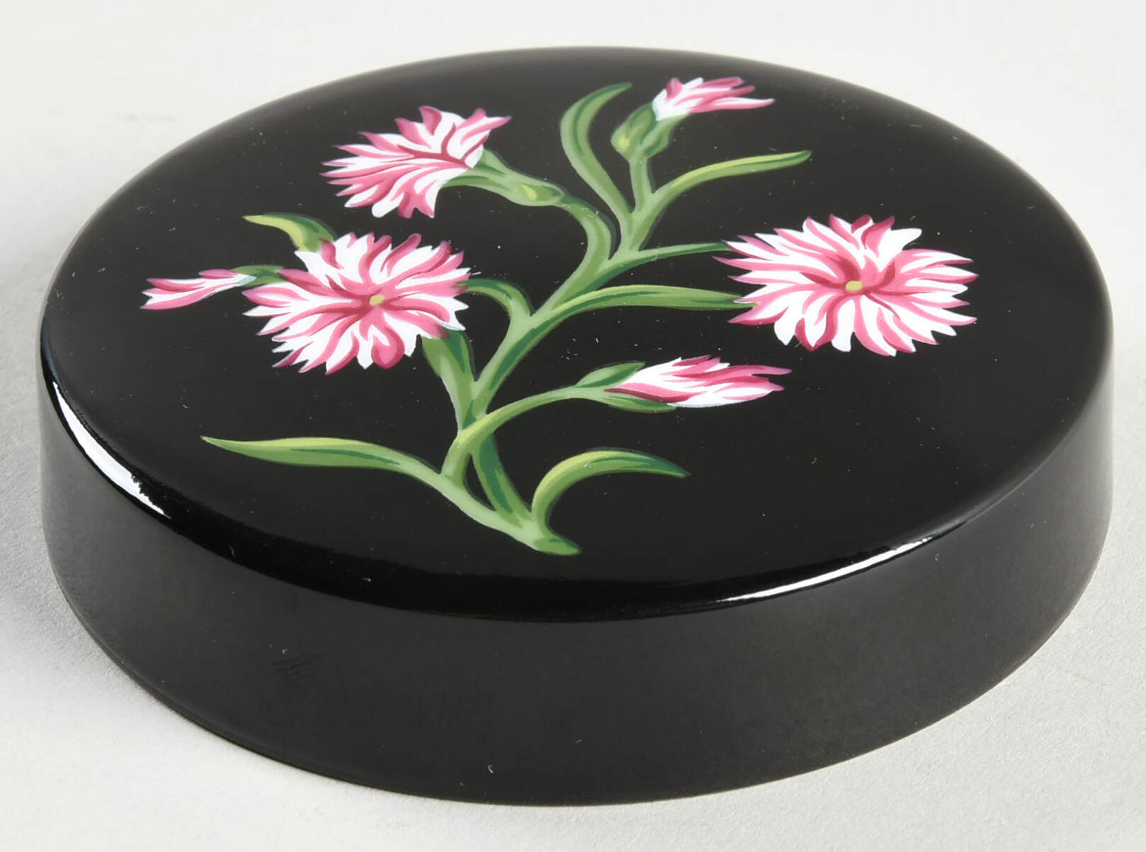 Mrs Delany's Flowers Lid for Round Box by Tiffany-1