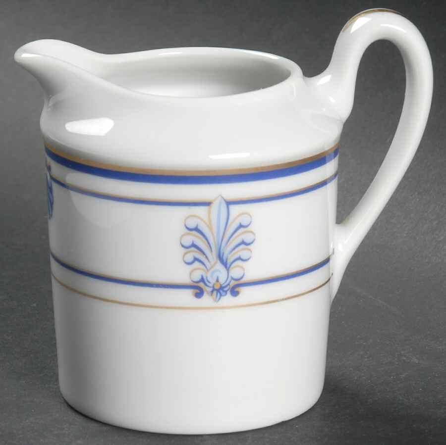 Shell & Thread (Limoges) Creamer by Tiffany-1
