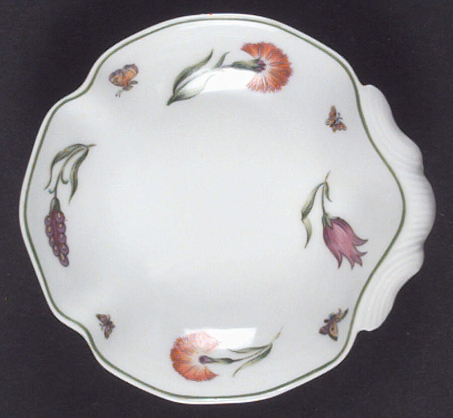 Tiffany Garden 4" Shell Shaped Dish by Tiffany-1