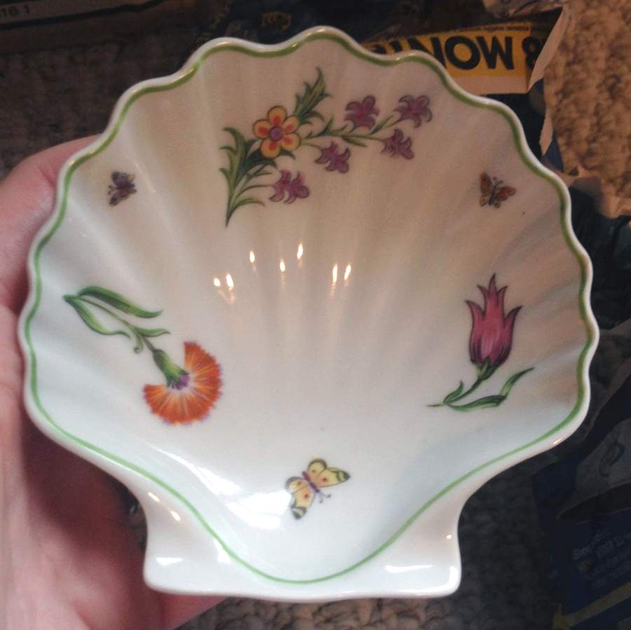Tiffany Garden 4" Shell Shaped Dish by Tiffany-1
