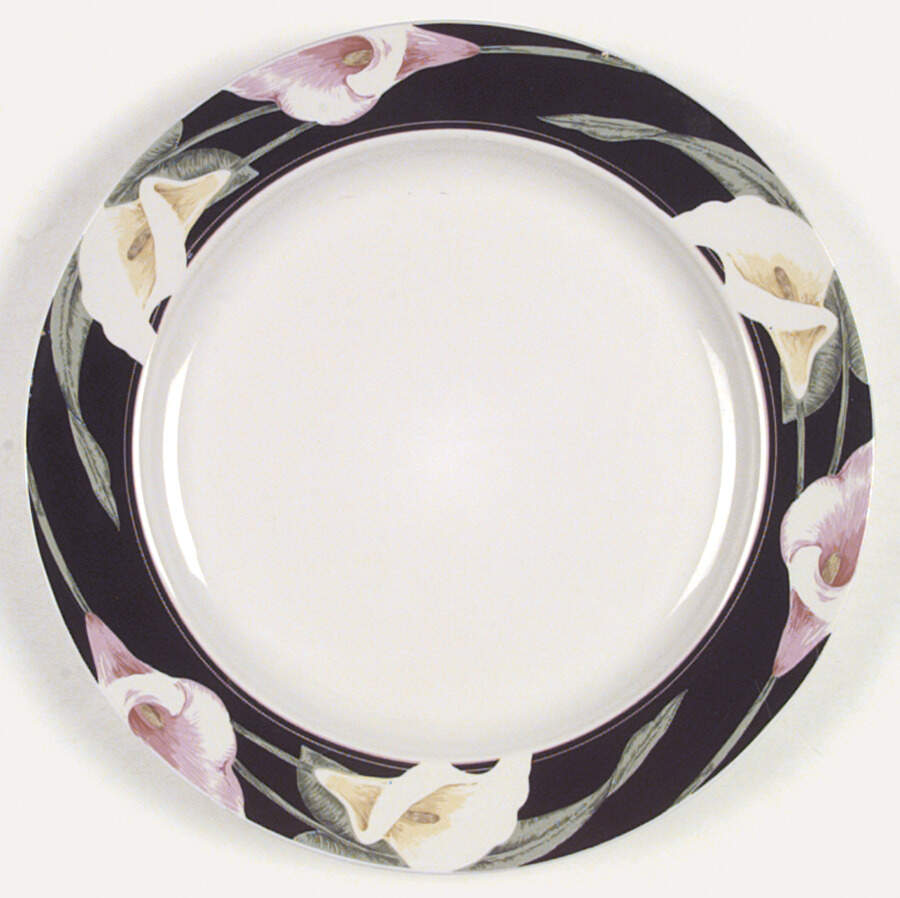 Calla Lilies Dinner Plate by Tienshan-1