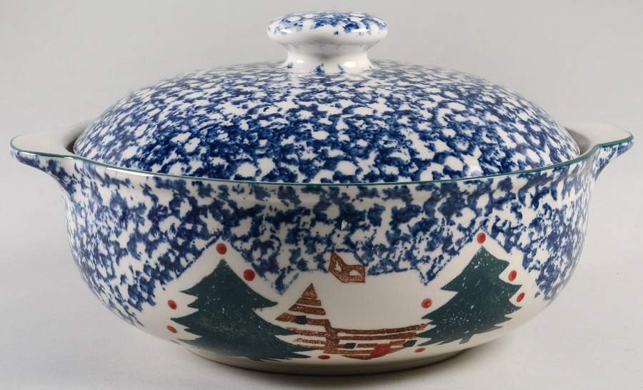 Cabin In The Snow 3 Quart Round Covered Casserole by Tienshan-1