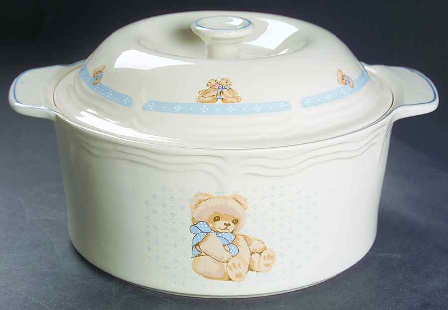 Country Bear 1.5 Qt Round Covered Casserole by Tienshan-1