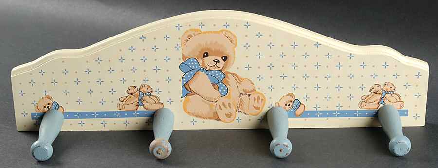 Country Bear Wall Hanging Wood Mug Rack by Tienshan-1