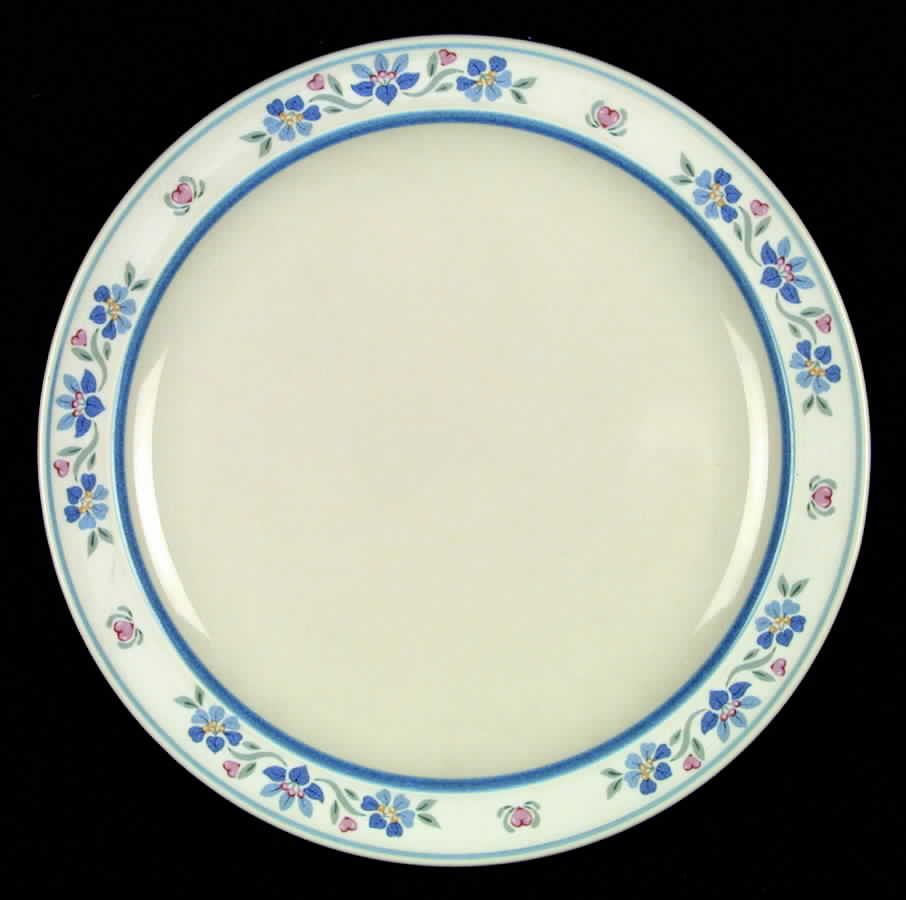 Folklore Dinner Plate by Tienshan-1