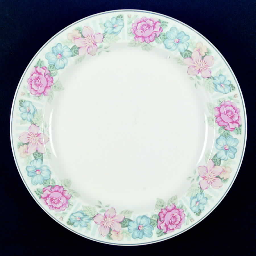 Garden Trellis Dinner Plate by Tienshan-1