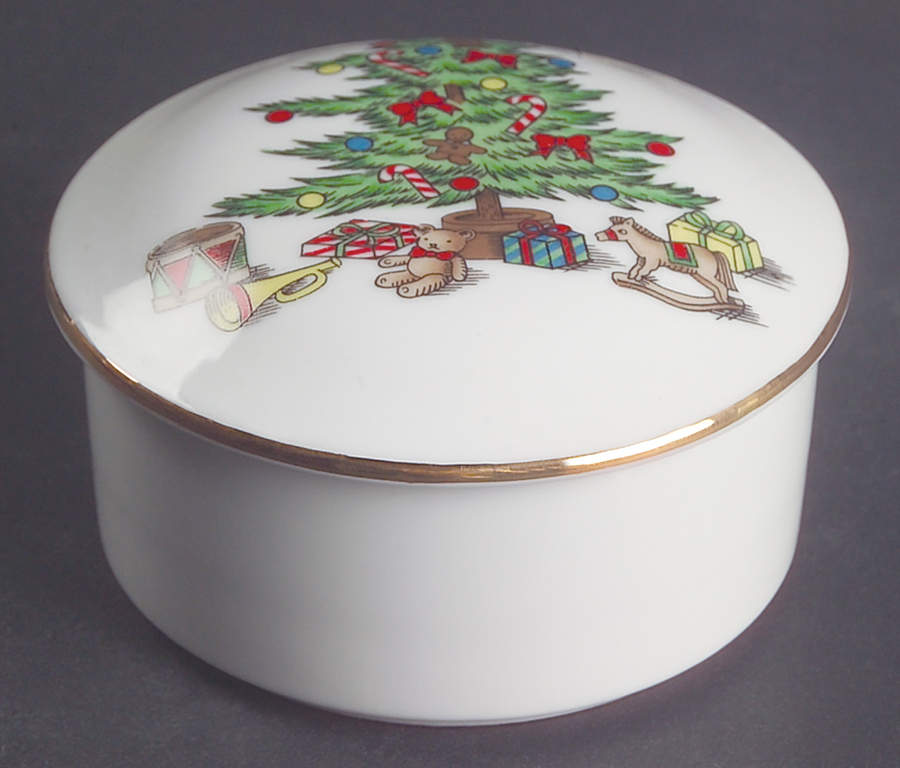 Holiday Hostess (Trim, Gold Band) Round Box & Lid by Tienshan-1