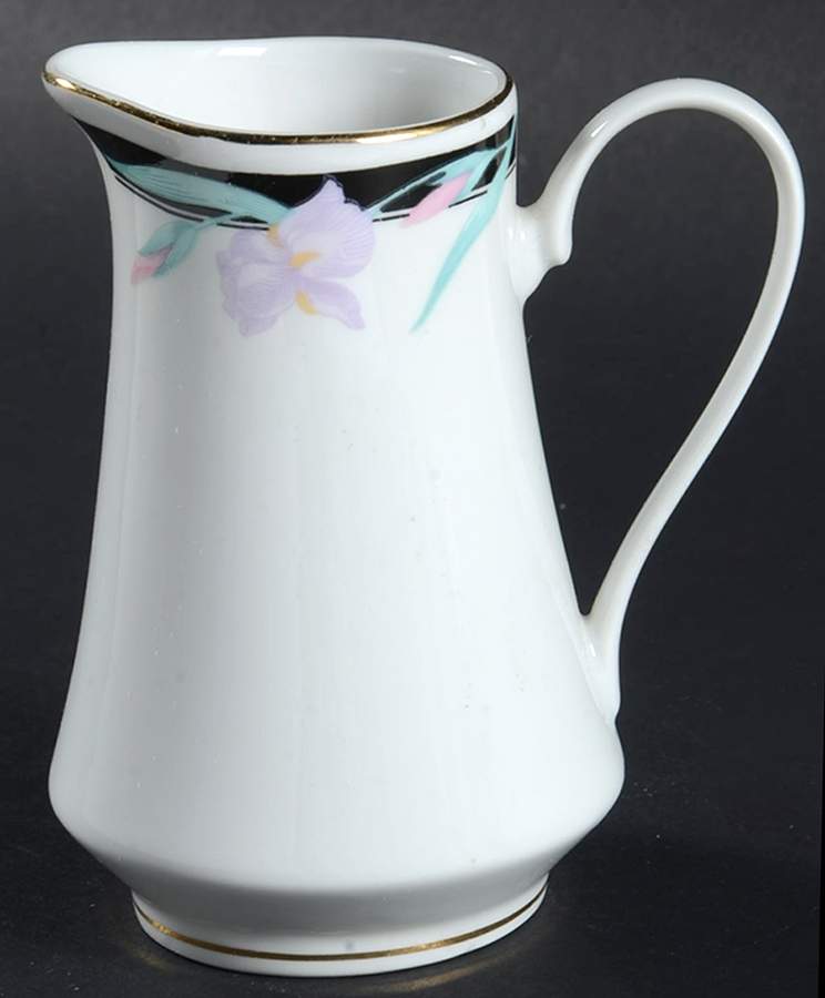Isabella Creamer by Tienshan-1