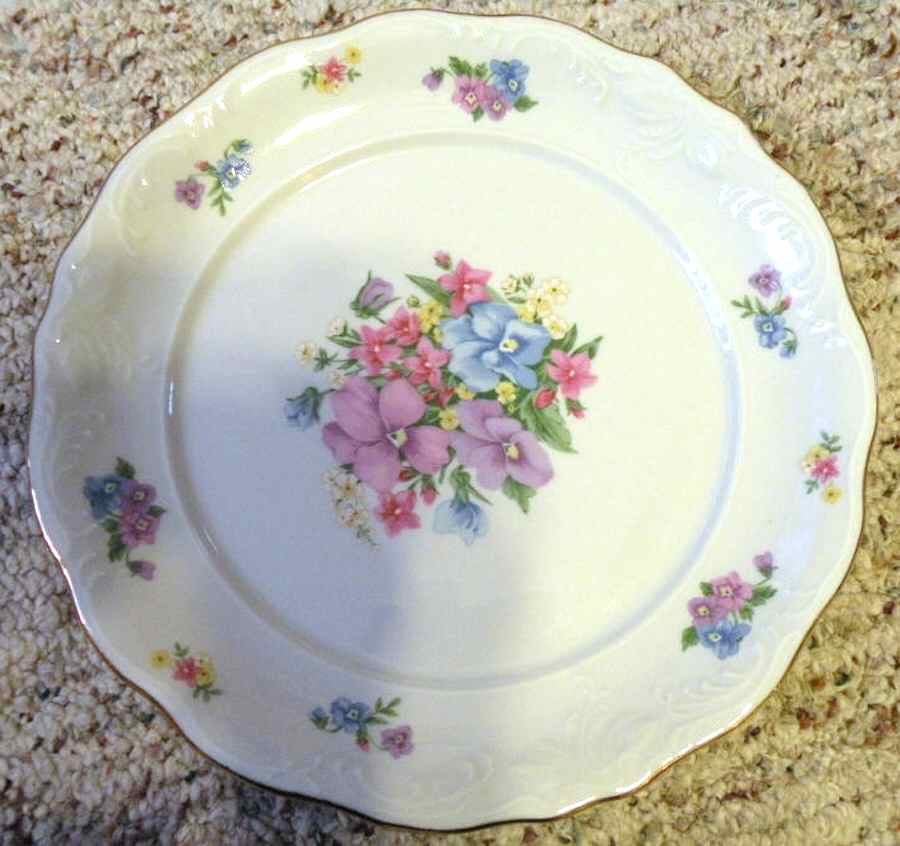 Rhapsody Dinner Plate by Tienshan-1