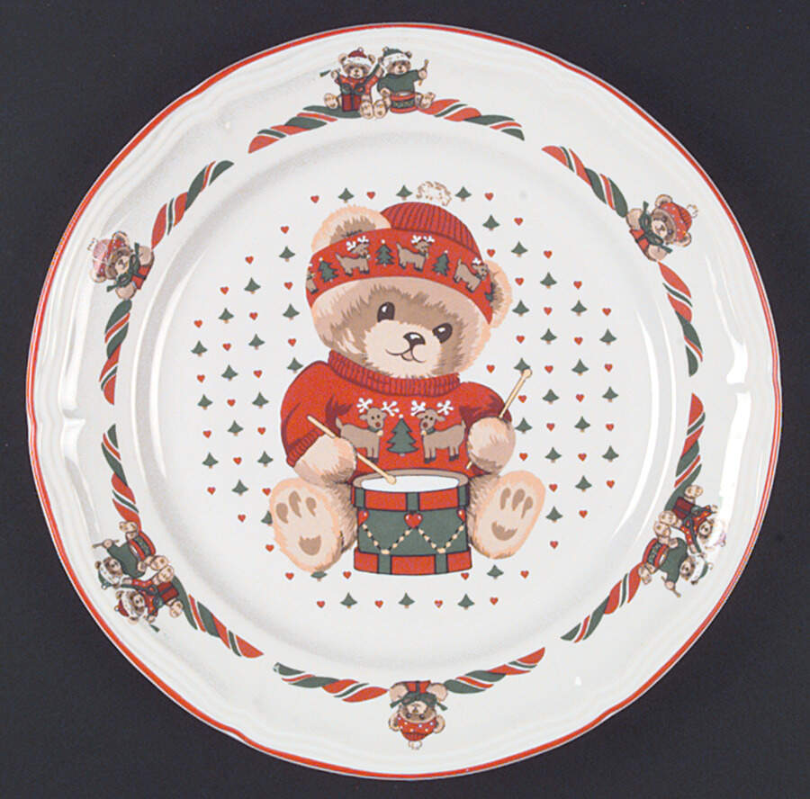 Theodore Bear's Christmas Dinner Plate by Tienshan-1