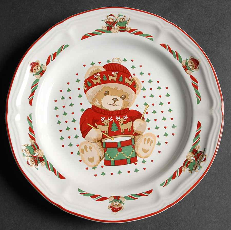 Theodore Bear's Christmas Salad Plate by Tienshan-1