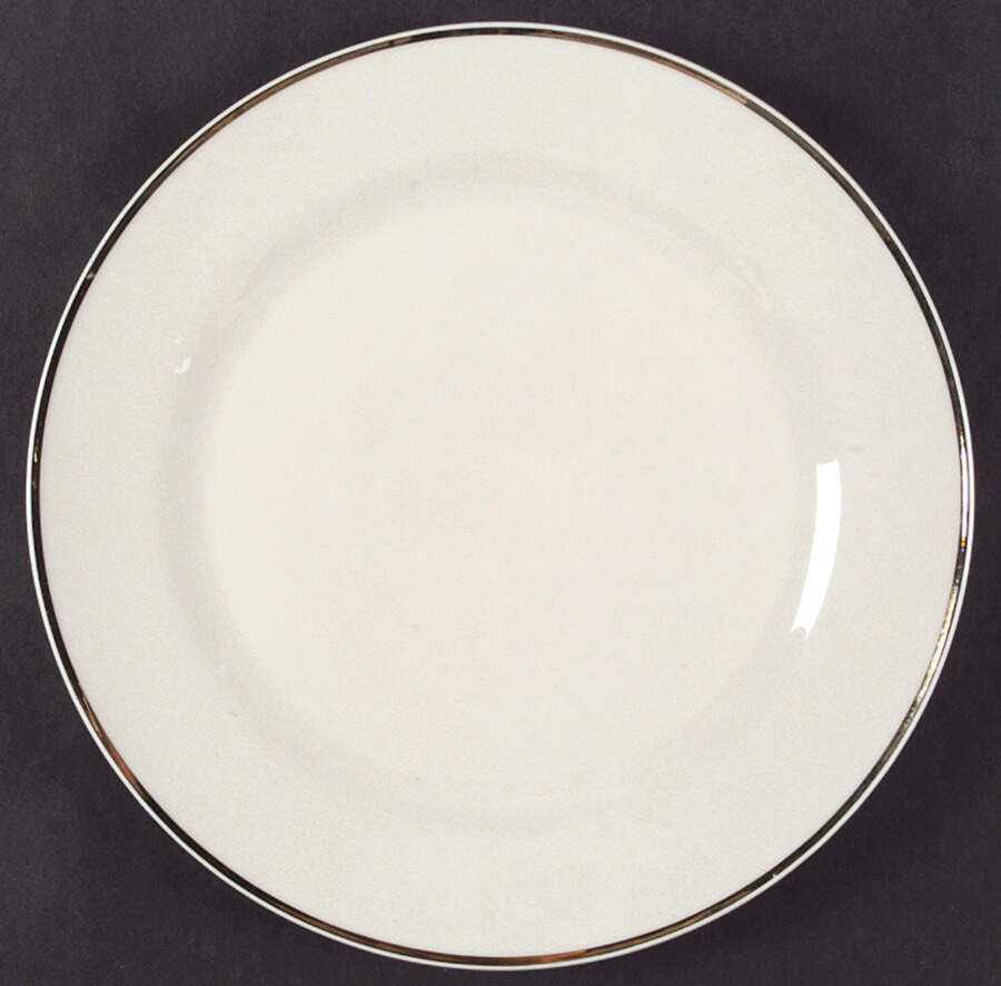 1495 Dinner Plate by Tirschenreuth-1