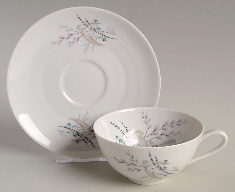 3098 Flat Cup & Saucer Set by Tirschenreuth-1