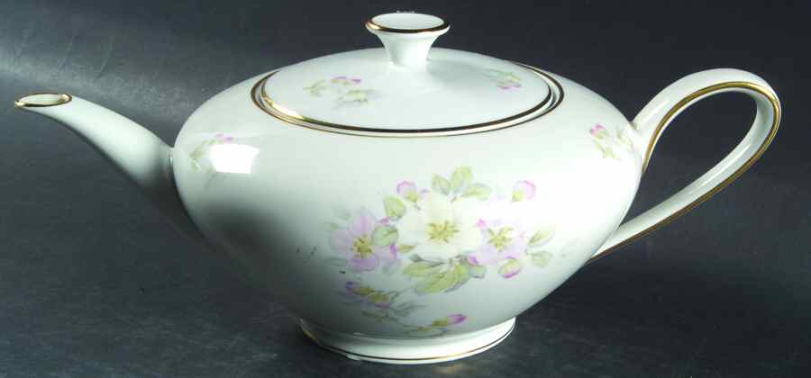 Apple Blossom (White Background) Teapot & Lid by Tirschenreuth-1