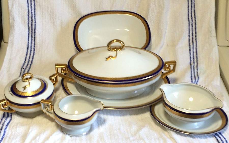 Argyle Gravy Boat with Attached Underplate by Tirschenreuth-1