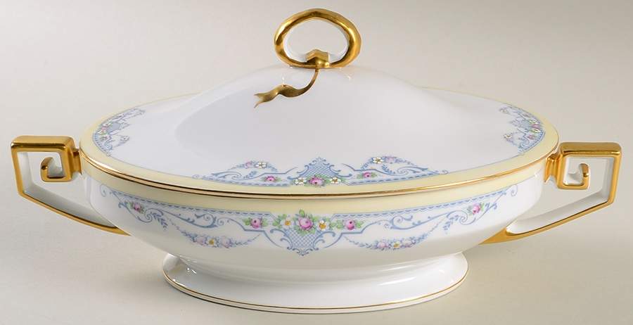 Arklow Oval Covered Vegetable by Tirschenreuth-1