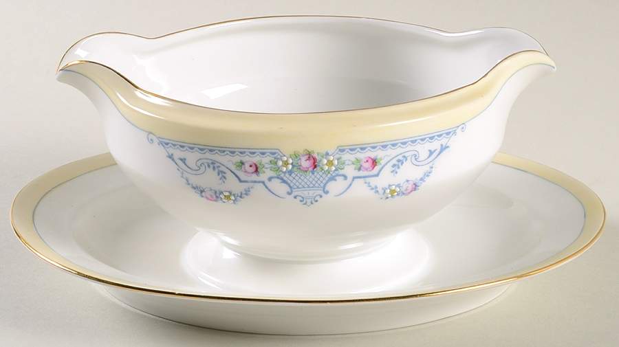 Arklow Gravy Boat with Attached Underplate by Tirschenreuth-1