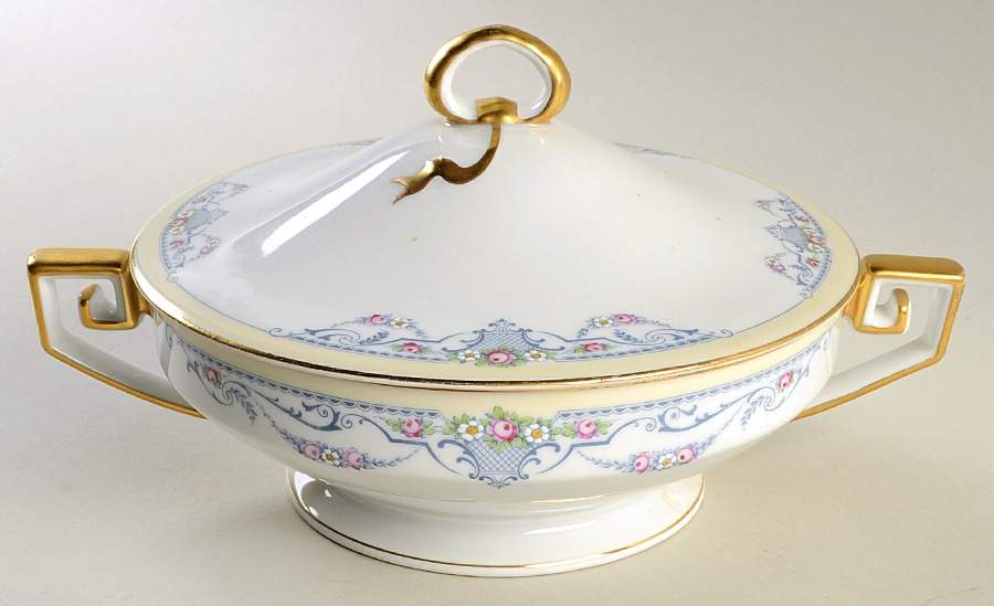 Arklow Round Covered Vegetable by Tirschenreuth-1