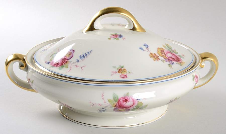 The Ascot Round Covered Vegetable by Tirschenreuth-1