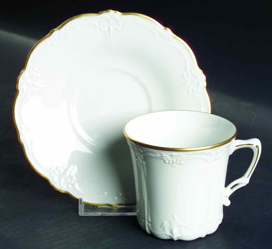 Baronesse Gold Flat Cup & Saucer Set by Tirschenreuth-1