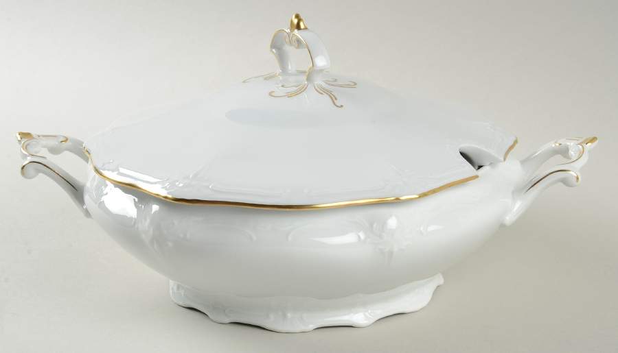 Baronesse Gold Round Covered Vegetable by Tirschenreuth-1