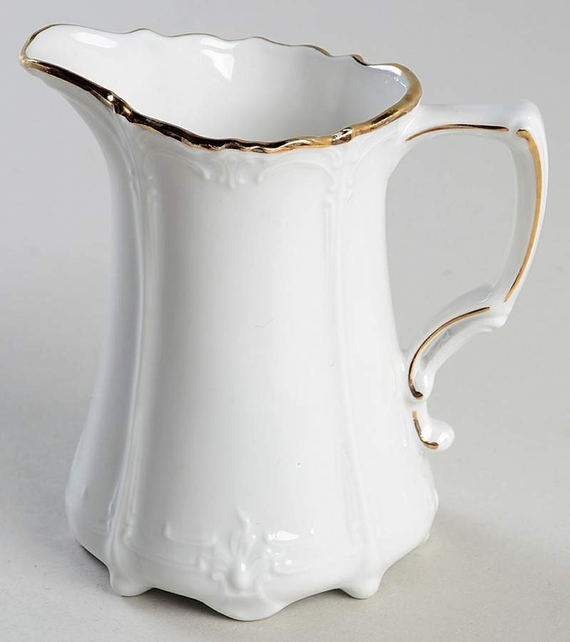 Baronesse Zitrogold Creamer by Tirschenreuth-1