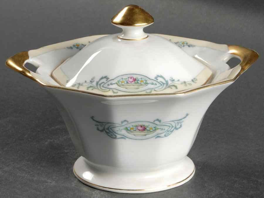 Beaumont Sugar Bowl & Lid by Tirschenreuth-1
