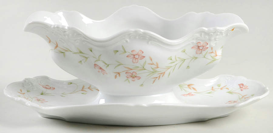 Belle Fleur Gravy Boat with Attached Underplate by Tirschenreuth-1
