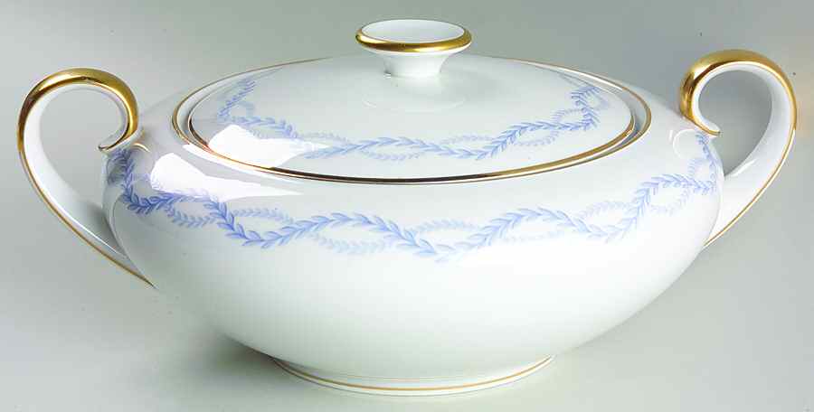 Bluefield Round Covered Vegetable by Tirschenreuth-1