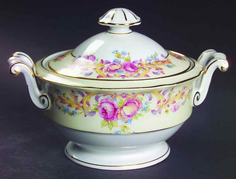 Cambria Sugar Bowl & Lid by Tirschenreuth-1